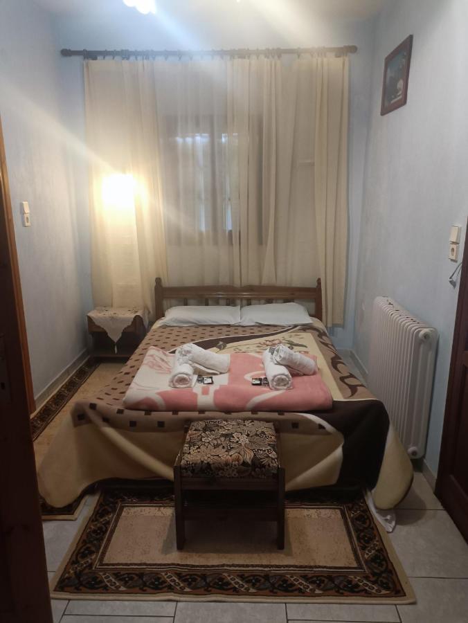 Karpouzis Guesthouse Vikos Bagian luar foto